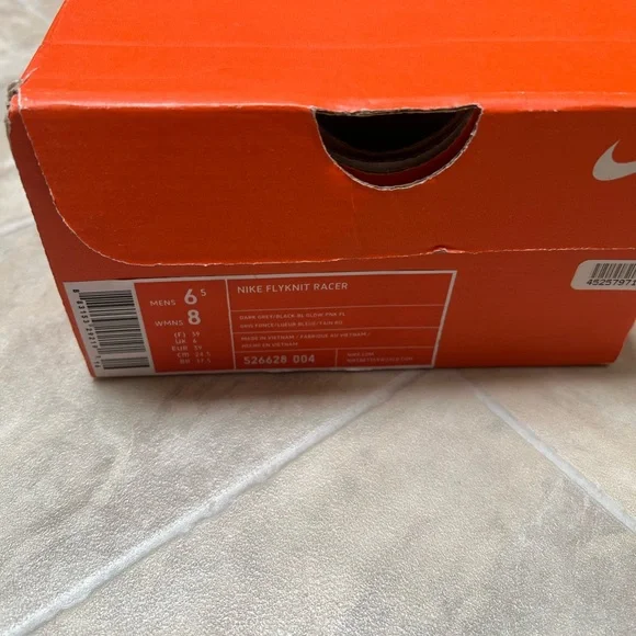 USED Authentic Men’s Nike Flyknit Racer Shoes in Pink Gray Multicolor Tie Dye - Picture 6 of 6